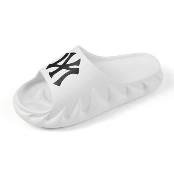 New Yankees Palm Slippers – VCT.ng